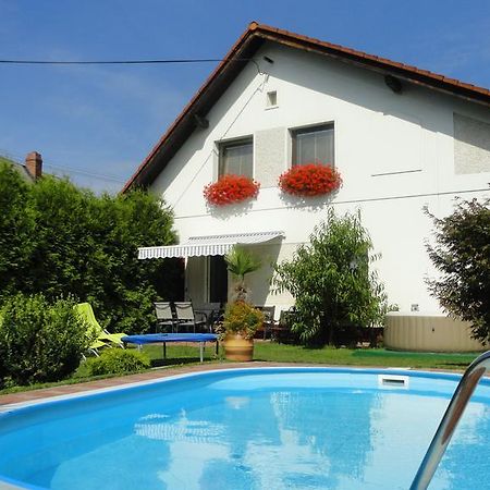 Holiday House Moravkovi Horni Branna Bagian luar foto