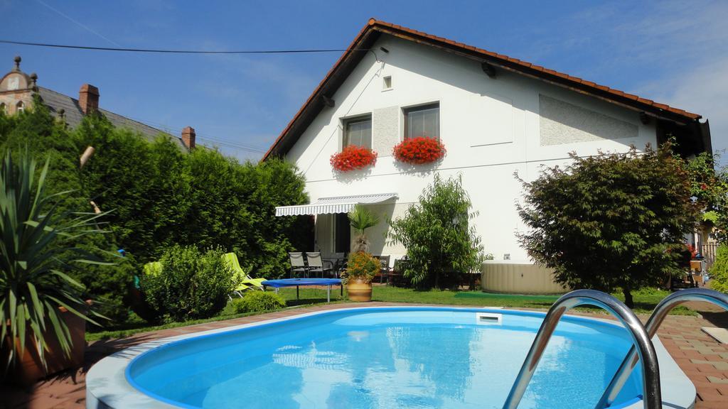 Holiday House Moravkovi Horni Branna Bagian luar foto